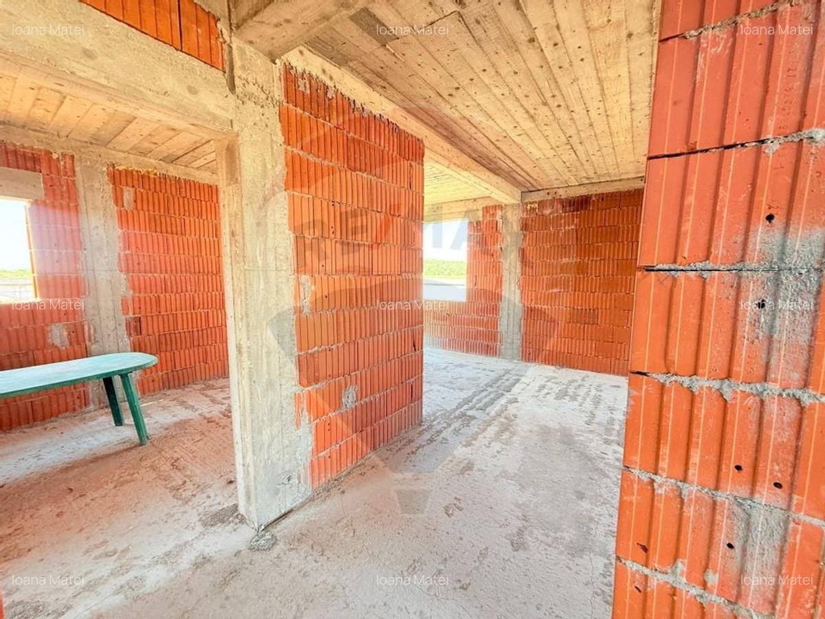 Casa / Vila individuala  de vanzare | La rosu | Dragomiresti-Deal - 11