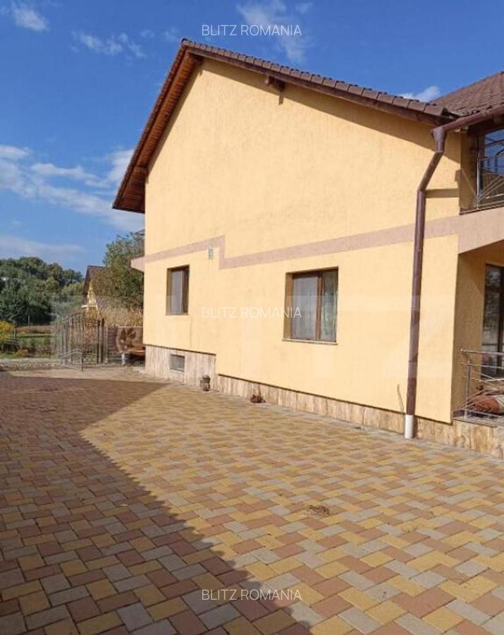 Casa de vanzare in zona Zavoaie 274 mp utili, comple - 12
