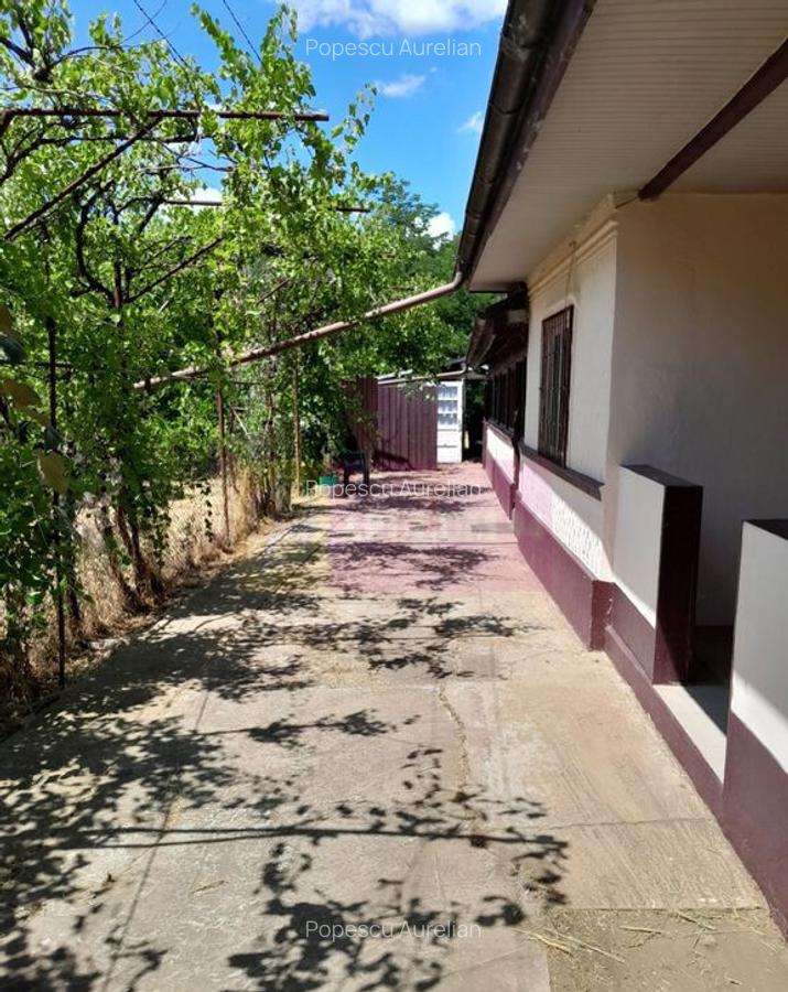 Movilita - vanzare casa 5 cam plus livada pe rod si teren... - 8