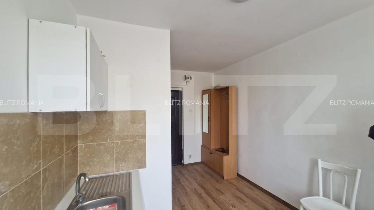 Camera de camin, cu baie in camera, 12 mp, zona Tractorul - 2