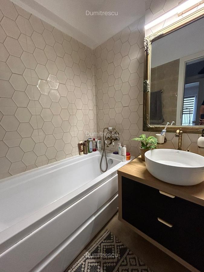 Titan 4 Residence Etaj 3 Centrala Parcare Lift Bloc 2018 Caramida 17 Min  Metrou - 10