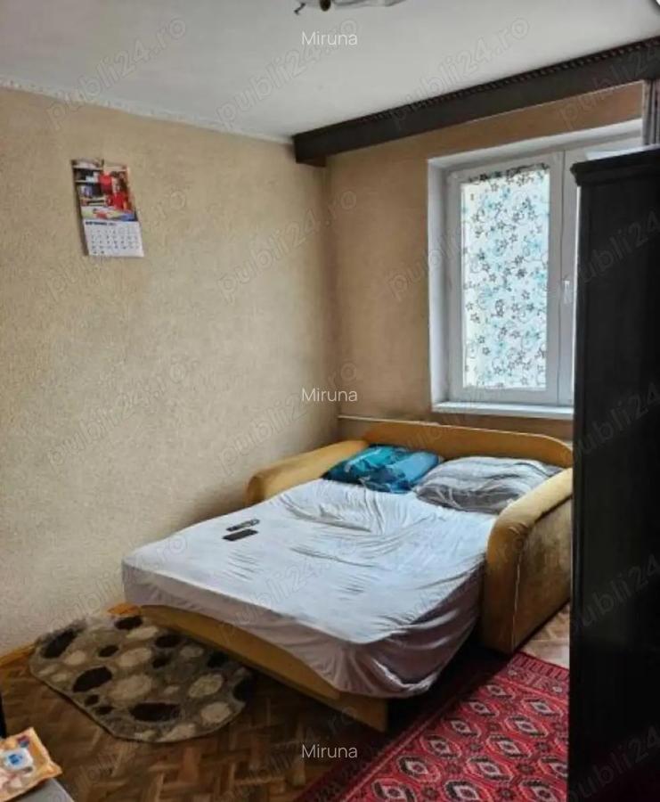 Aparatorii Patriei metrou,ap 2 camere,cf1 bloc 1984,dec 73.000euro - 4