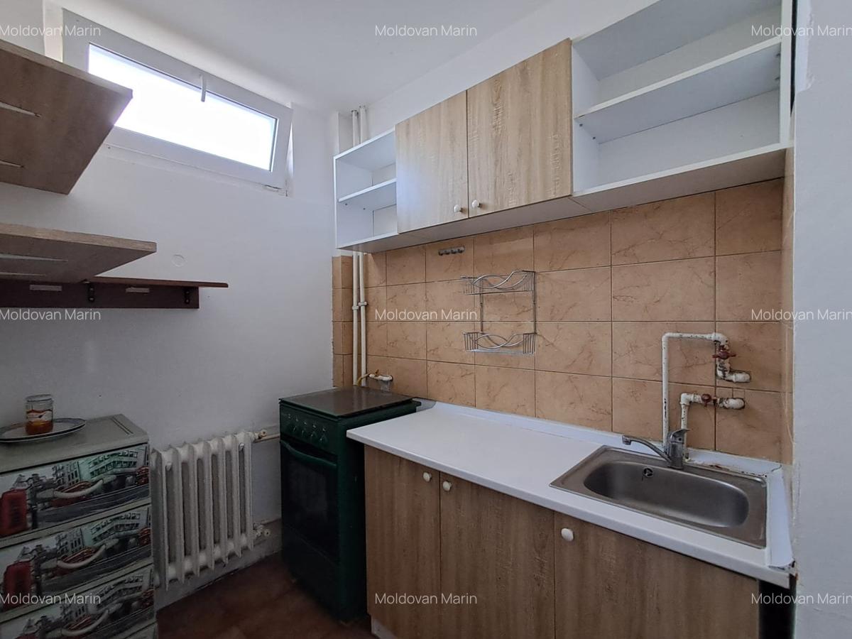 Garsoniera mobilata si utilata ,etaj 2, Lift Manastur - 5