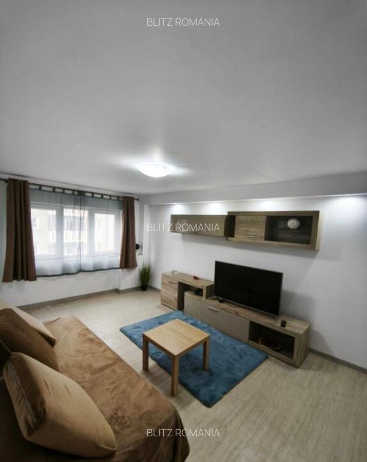 Apartament 3 camere, 64mp, etaj 3, zona Penny, Radauti - 2