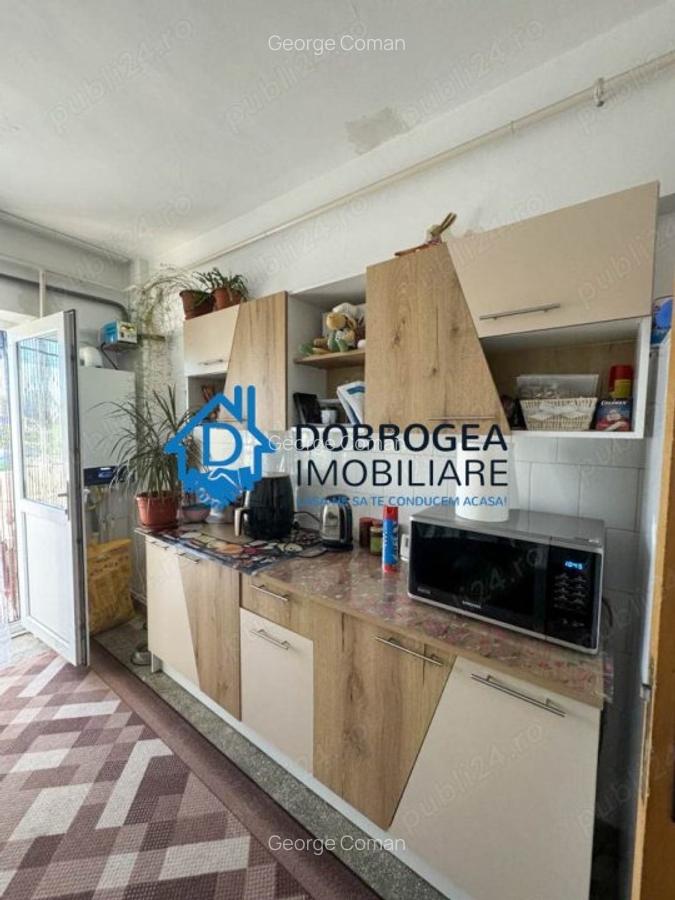 Apartament cu 3 camere decomandat, mobilat în Pelican - 2