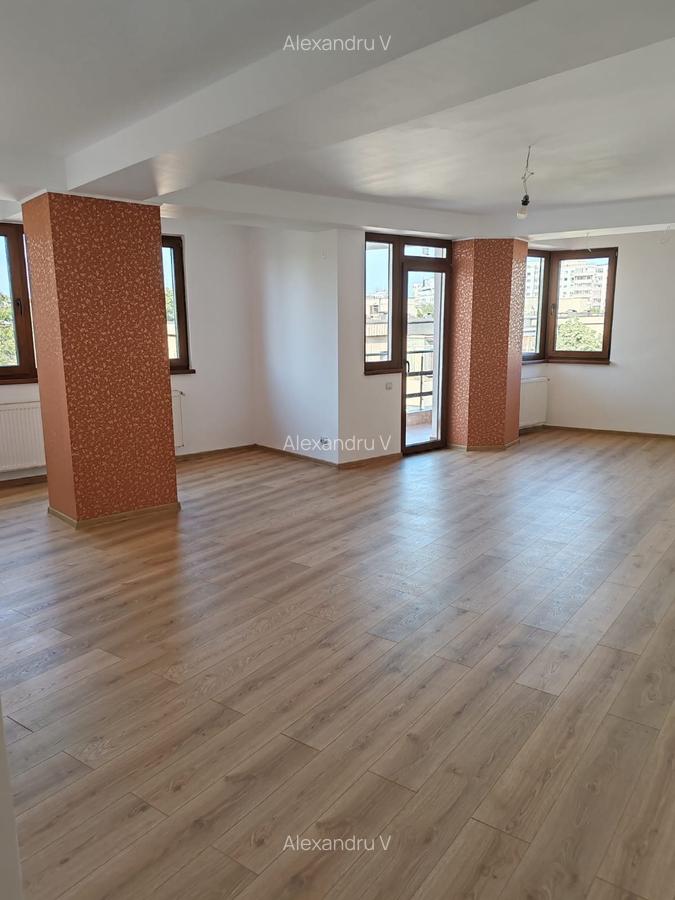 Apartament cu 2 camere semidecomandat în Vitan - 1