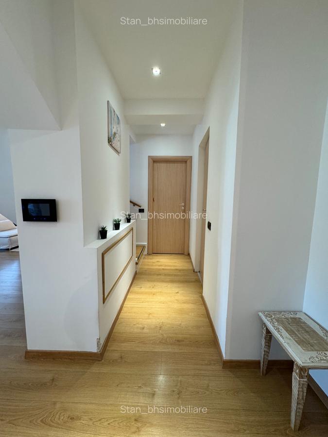 Tunari, Str. Campului, Casa tip Vila, 5 Camere, Teren 1900 mp - 38