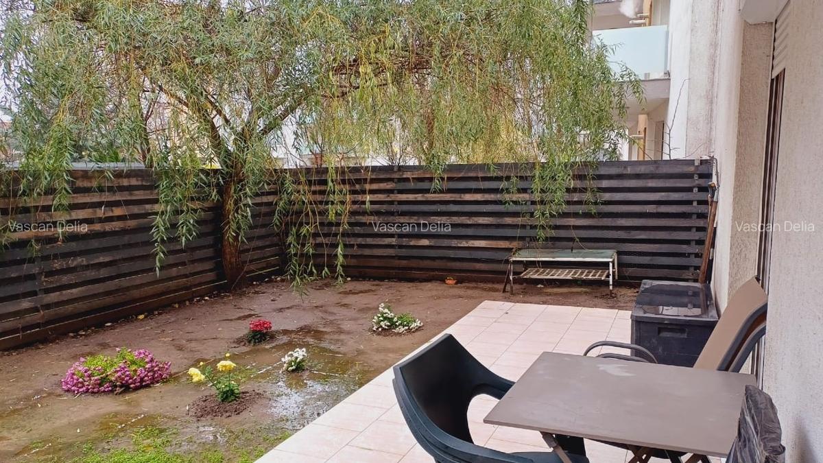 Apartment cu gradina - 8