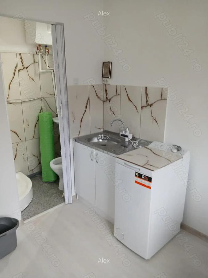 Vind garsoniera et1 zona liceu M eminesc lidel renovata total - 2