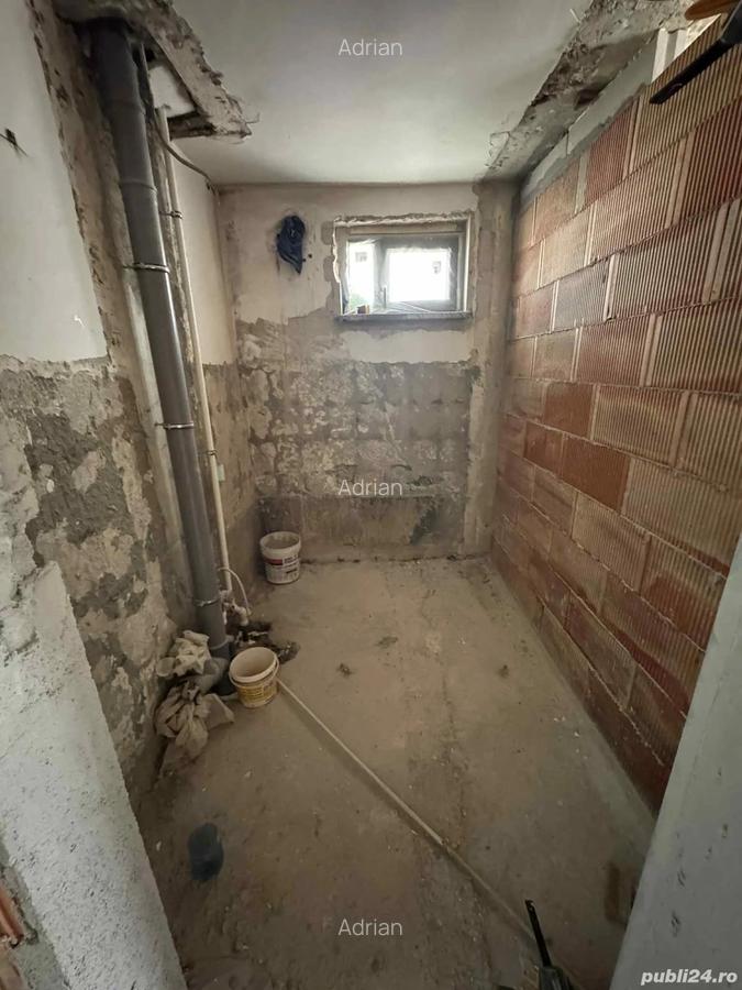 Apartament cu 3 camere in zona Alim.28 - 1