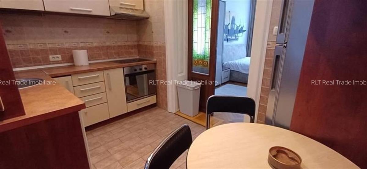 Apartament cu 3 camere circular, mobilat în Centrul Istoric - 8