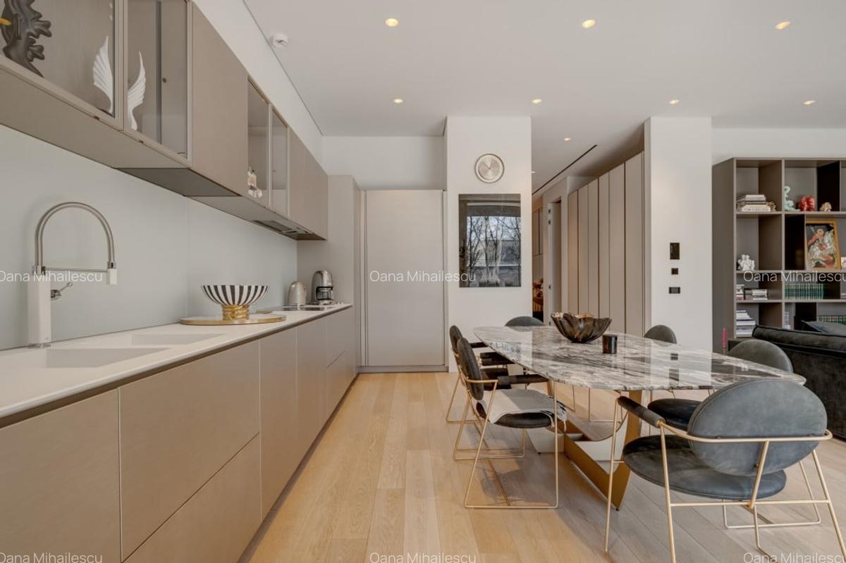 Apartament cu 4 camere decomandat în Kiseleff - 6