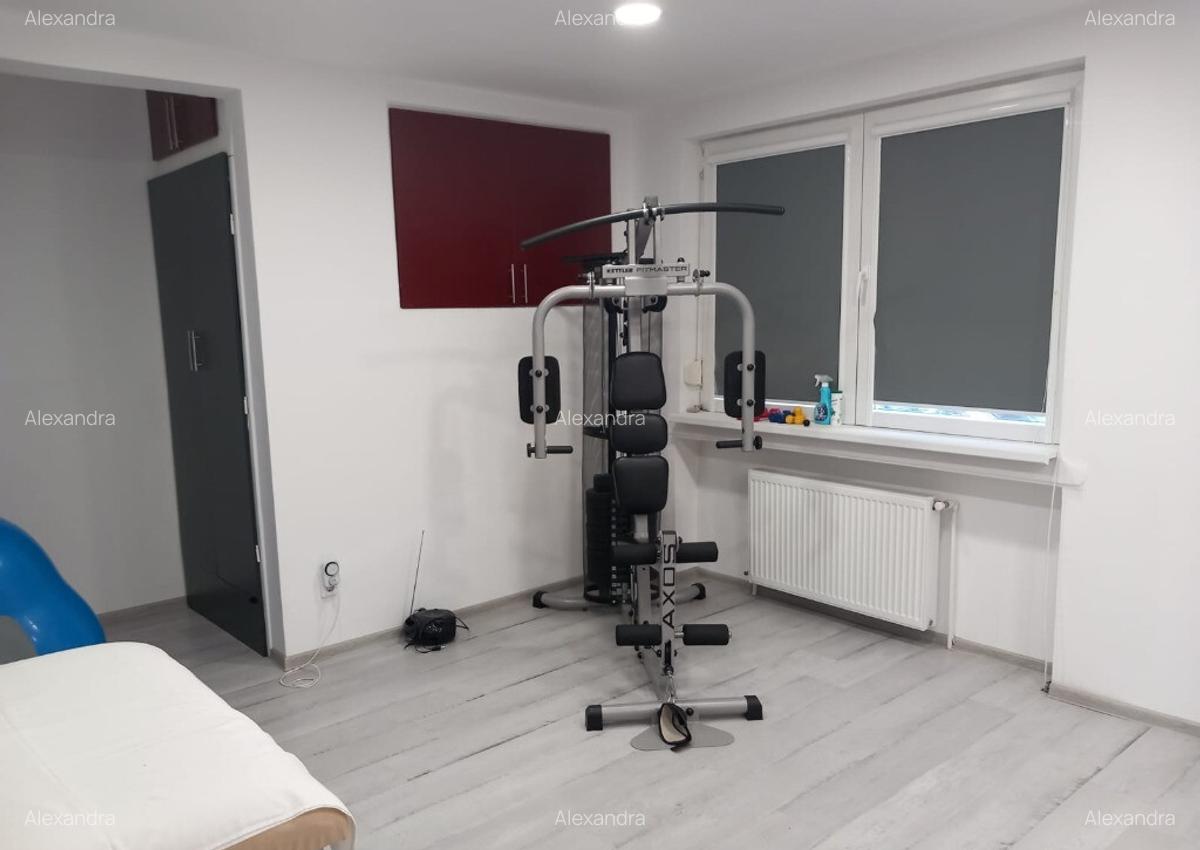 Proprietar-Metrou Pta Victoriei Dr.Felix-Titulescu,C.T,apartament 3cam - 2