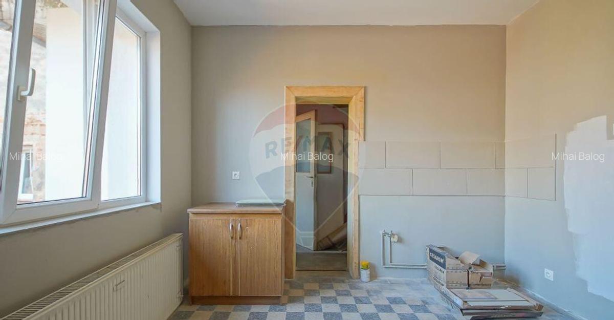 Apartament cu 3 camere de vanzare in zona Brasovul Vechi - 18