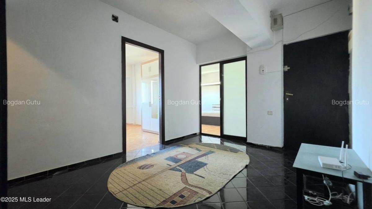 Libertatii - Regina Maria, 3 Camere Decomandat, Panorama - 4