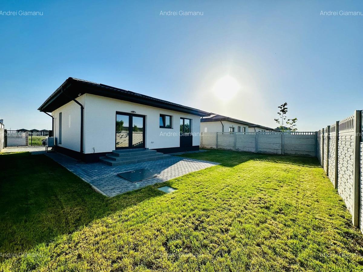 Casă modernă pe parter în comuna Berceni | 3 camere | 375 mp teren | 135.000 € - 13