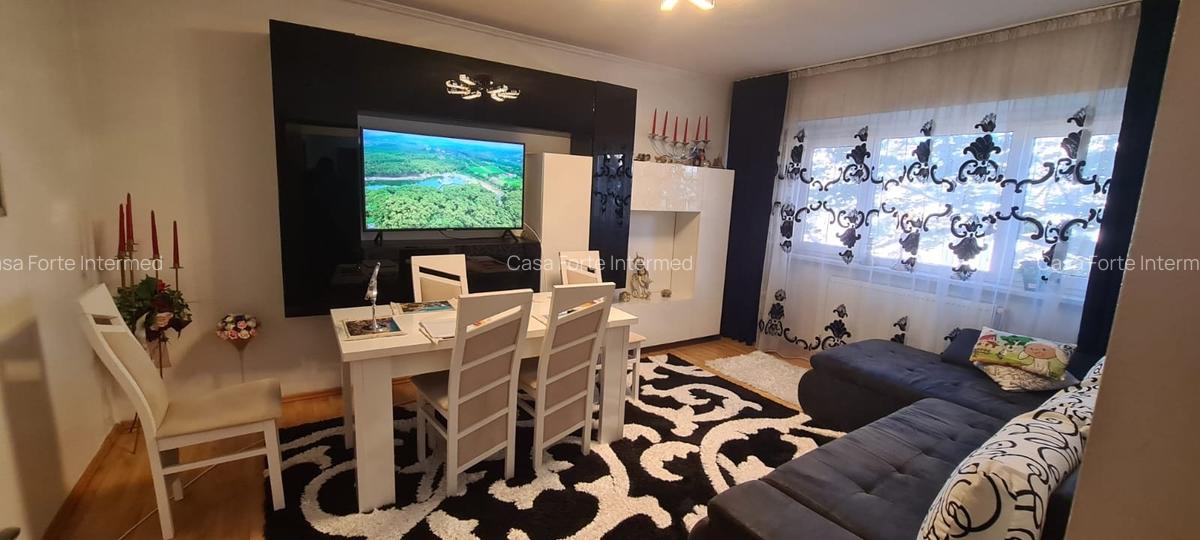 Apartament 3 camere decomandate – Tomis Nord 130.000€ - 2