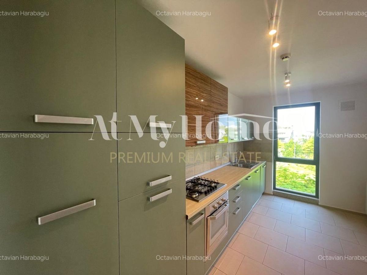 Apartament cu 4 camere decomandat, mobilat în Băneasa - 4