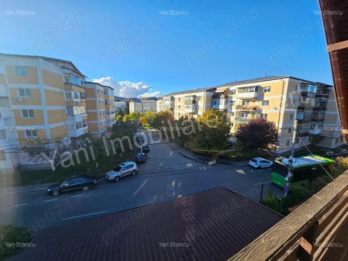 Casa + spa?iu comercial de vanzare in Curtea de Arge?. - 19