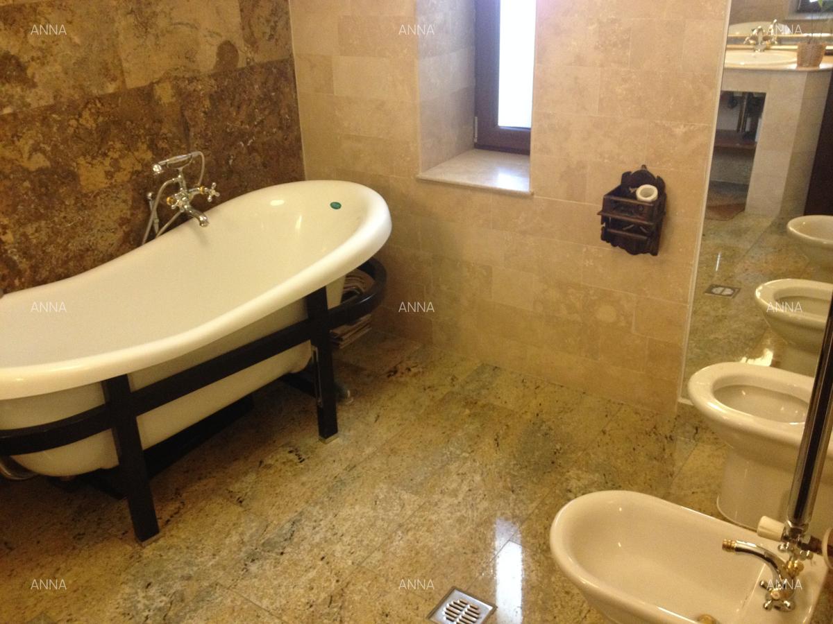 Central, apartament elegant intr-o zona linistita  si verde - 3