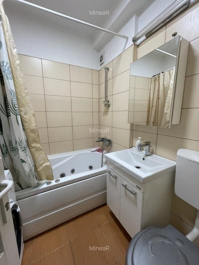 Pajura metrou Jiului sector 1 centrala individuală pe gaz  Parcare.. - 8