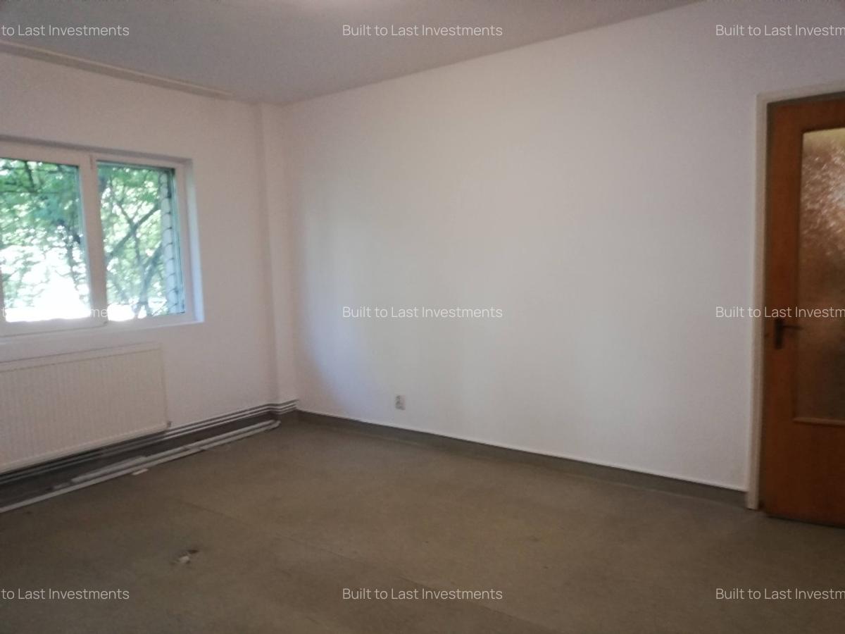 Polona apartament ideal pentru locuit sau activități profesionale - 10