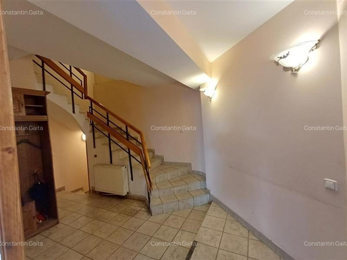 Casa 7 camere - 232 s.u. - Piata Domenii - comision 0% - 4