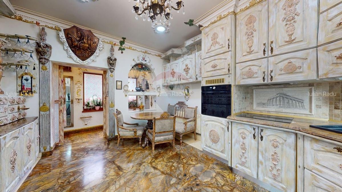 Apartament 3 camere deosebit cu design aristocratic | Central | Curte - 1