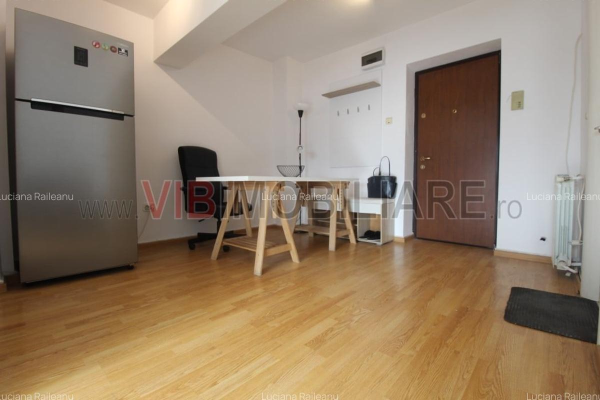 Piata Alba Iulia - Bld. Unirii - bloc mixt - Rond Alba Iulia - 4