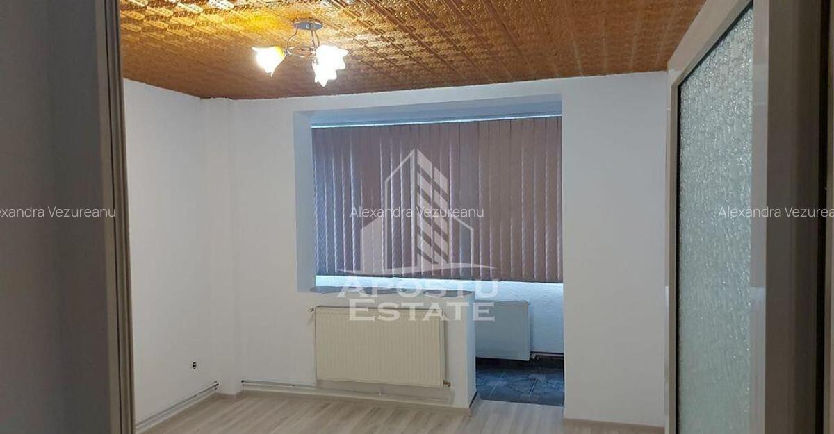 Apartament cu 3 camere, decomandat, ultra-central, piata ... - 3