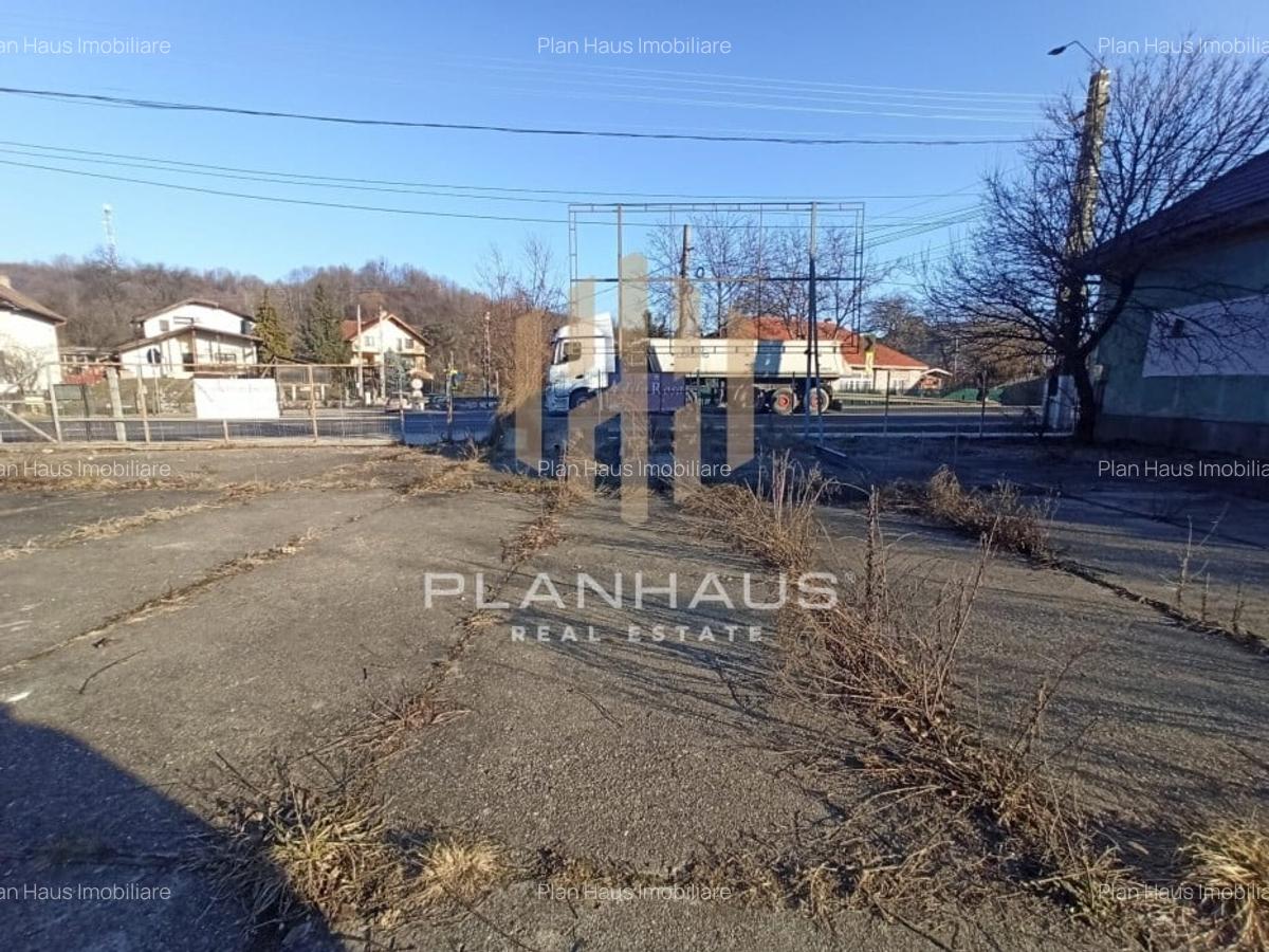 Casă individuală/sediu de firmă  , Tăuții Măgherăuș , strada principală - 5