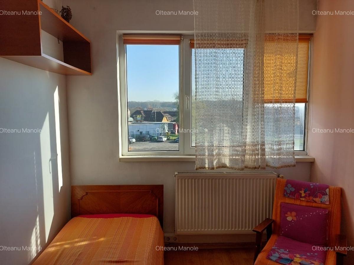 Proprietar  ofer garsoniera mica,  180 euro - 3 Proprietar  ofer garsoniera mica,  180 euro - 3
