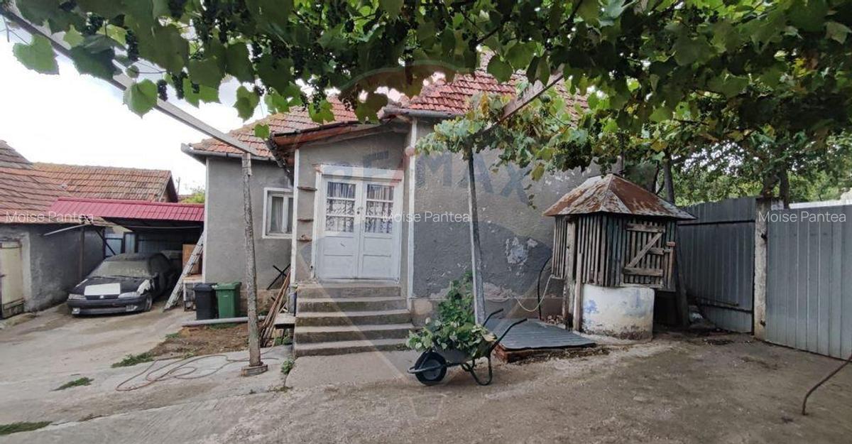 Casa cu 4 camere si teren de vanzare in com. Husasau de... - 15