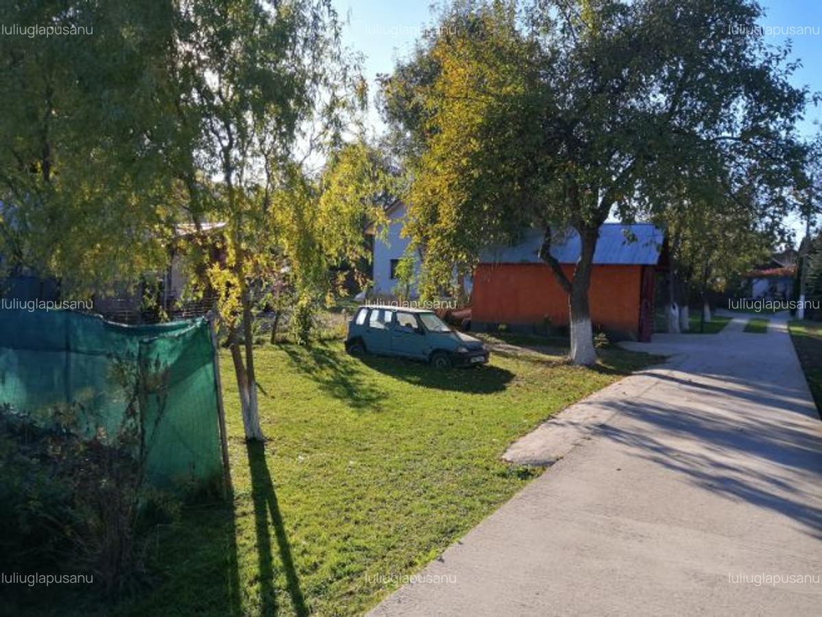 VANZARE TEREN INTRVILAN – BREAZA CENTRAL, direct propietar, comision 0% - 1