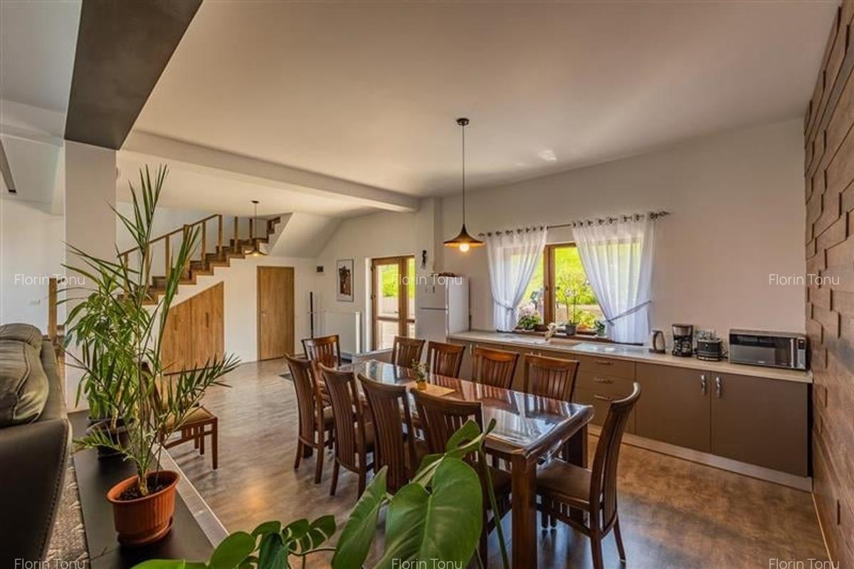 FILM! Oaza de relaxare si rafinament, in peisaje montane spectaculoase, Fundata, - 5