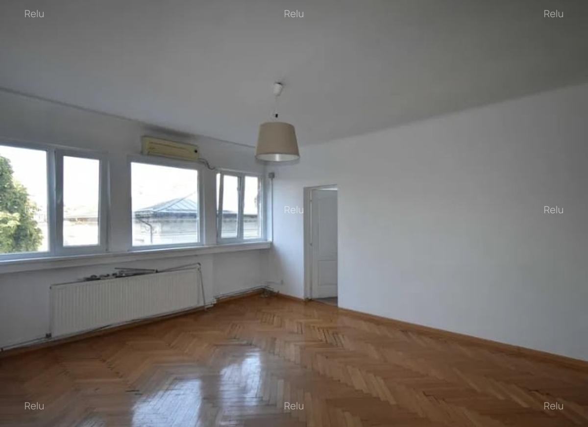 P-ta Romana metrou, 2/4, geam la baie,bucatarie mare patrata, AC,LIBER. - 2
