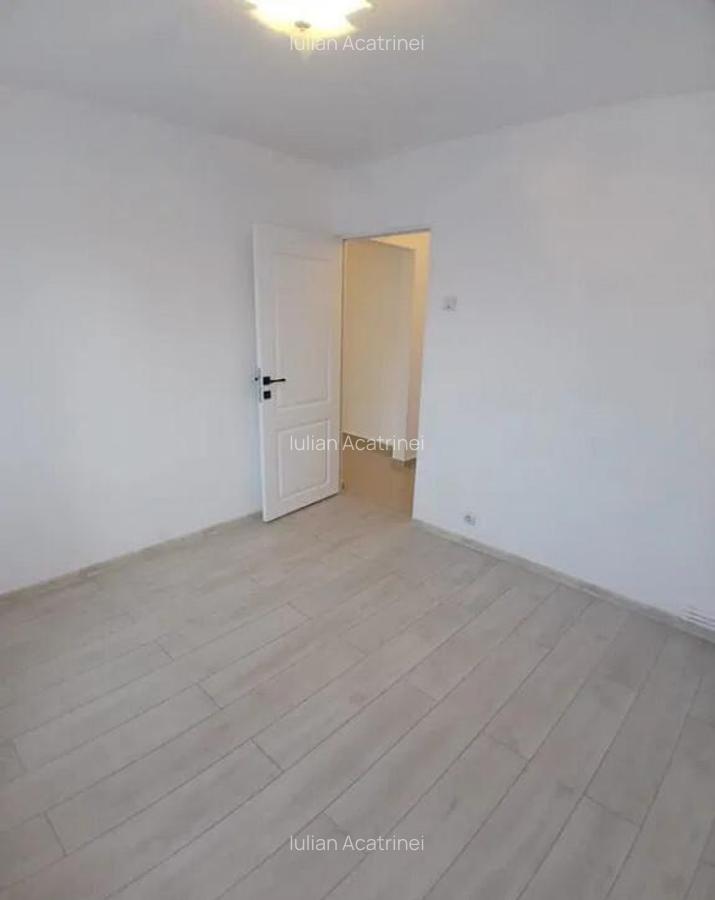 APARTAMENT 3 CAMERE, SEMIDECOMANDAT, ETAJ 2, RENOVAT RECENT, - 6