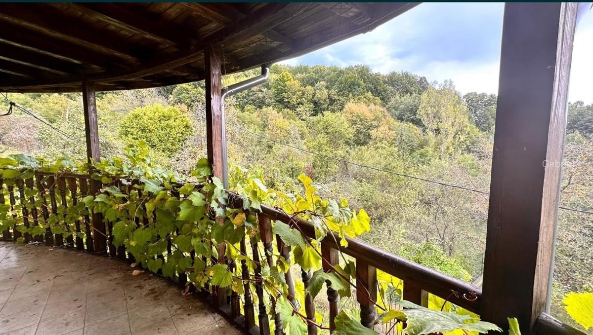 Vila parter+2 etaje, 270 mp, 11 camere plus Teren - 5