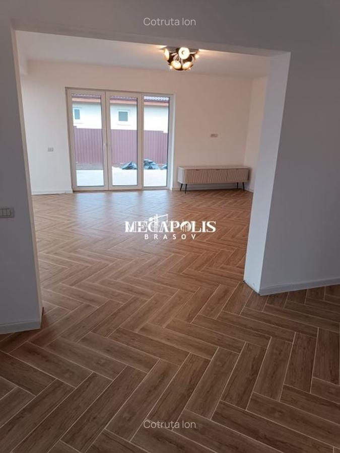 Vanzare Casa pe Parter  4 Camere  Brașov în Cartierul izvor - 7