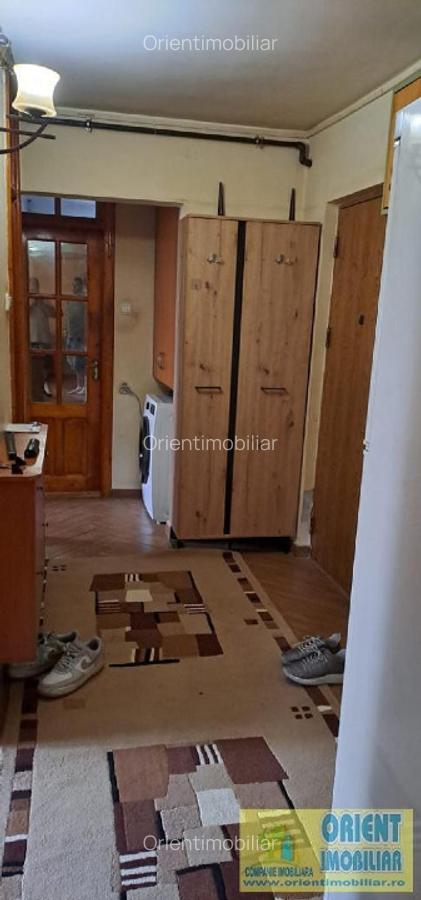 Poarta 6, decomandat, 3 camere, etaj 1, vanzari Constanta - 6
