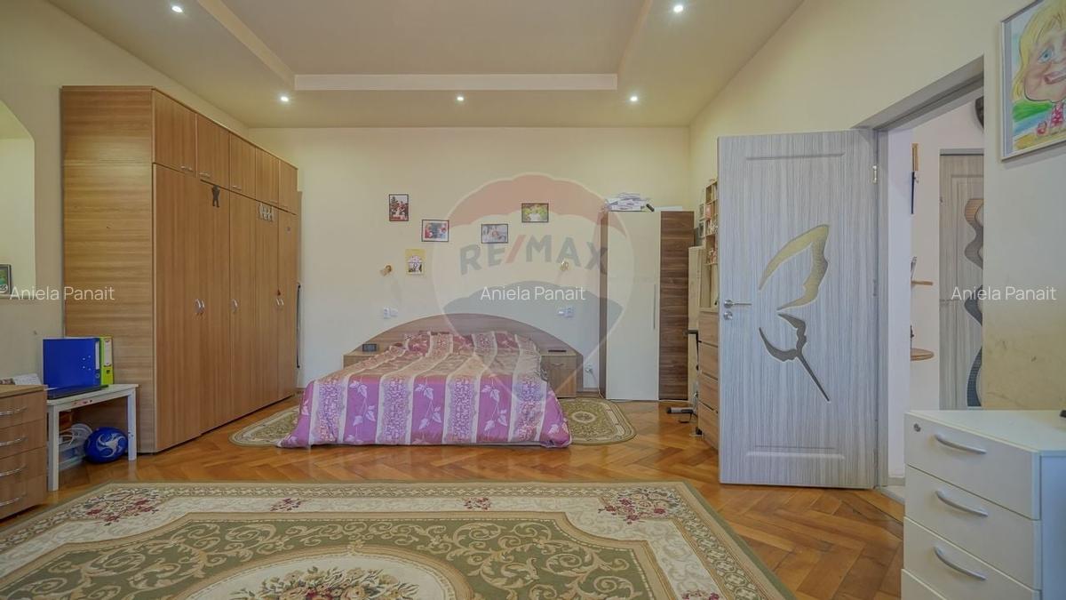 Apartament cu 3 camere semidecomandat, mobilat în Centrul Istoric - 12