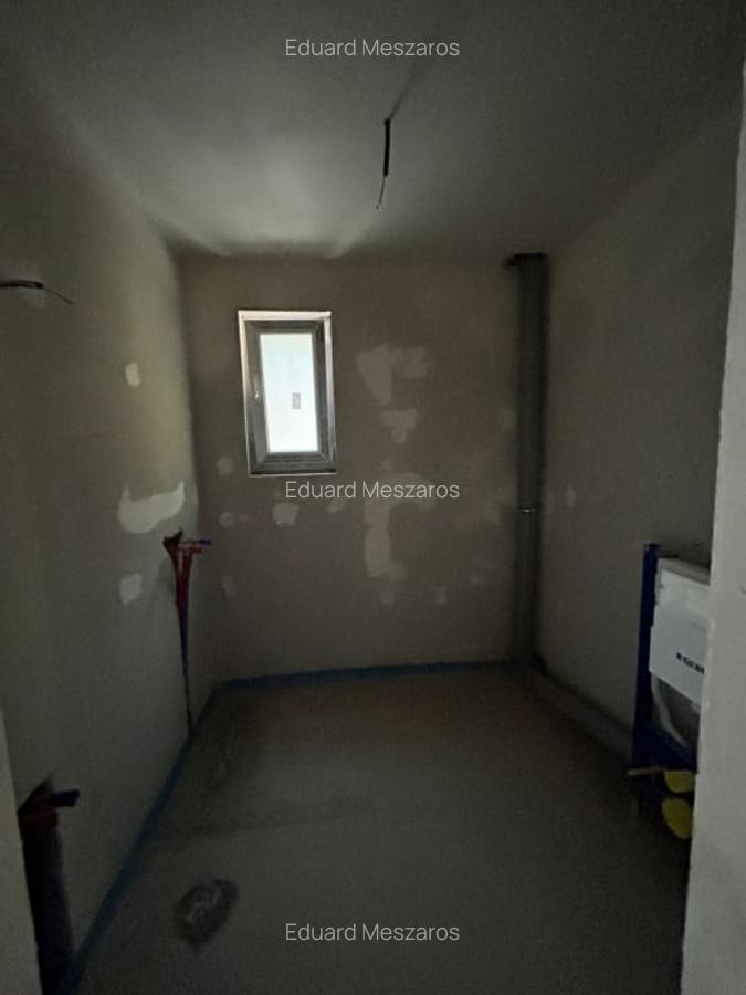 Apartament 3 camere cu parcare, 67 mp, terasa 50 mp, semifinisat, zona Teilor - 9