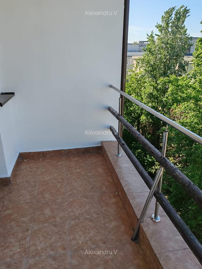 Apartament cu 2 camere semidecomandat în Vitan - 11