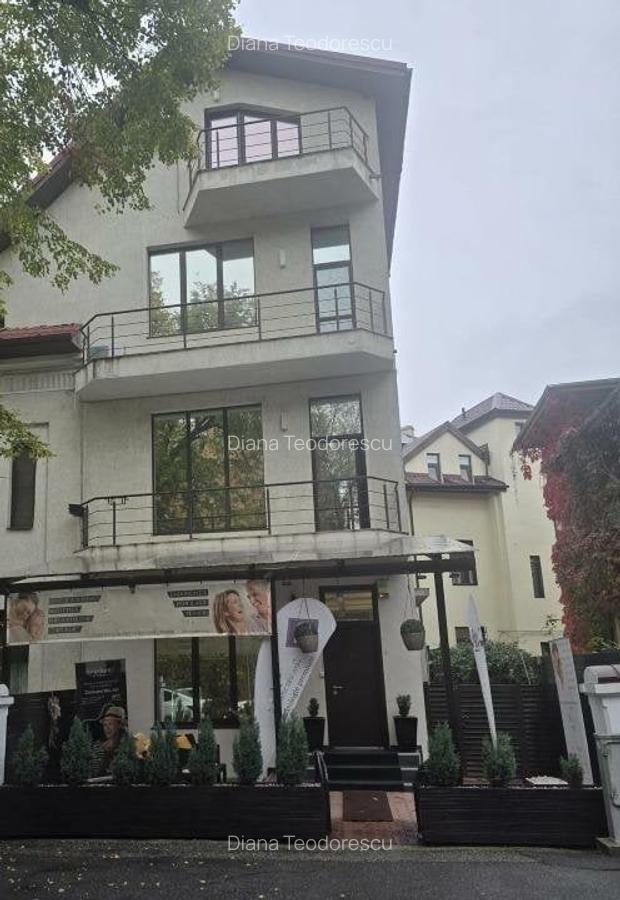 Inchiriere vila P+2+M cu 6 camere constructie 2008 ideal clinica stomatologica - 17