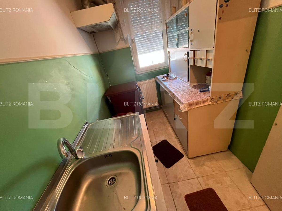Apartament 4 camere, 53,48 mp, zona Micro 8 - 9