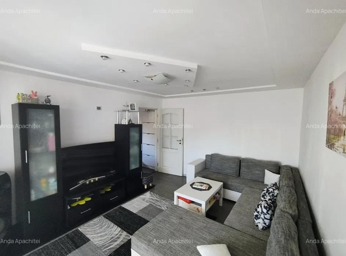 Apartament cu 3 camere decomandat, mobilat în Astra - 1