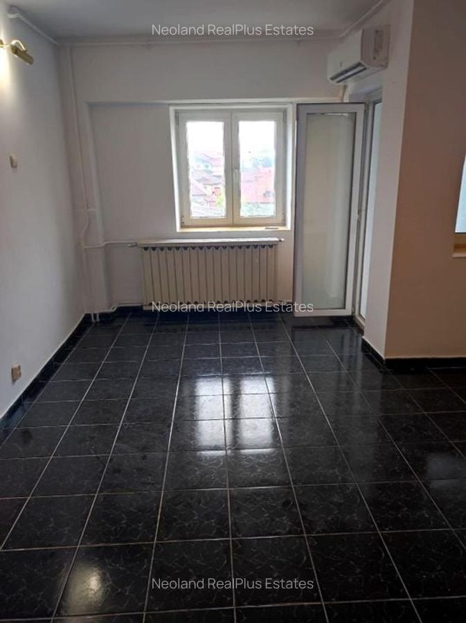 De vanzare garsoniera decomandata, Drumul Sarii - 3