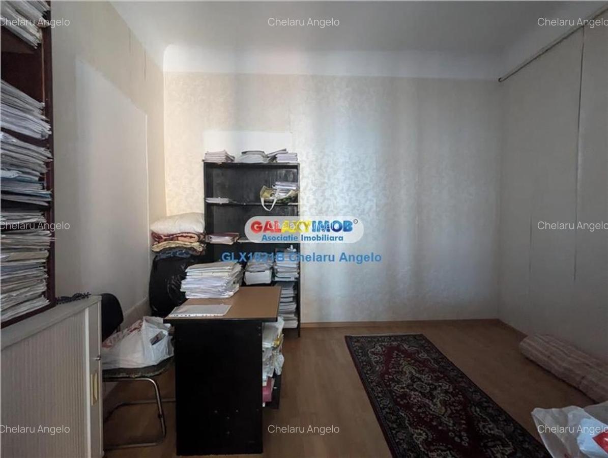 Unirii-11Iunie,2 apart  5 camere,supr 150 mp,tot etaj 1 - 2