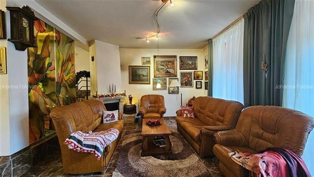 Casă cu 8 camere în Central - 5