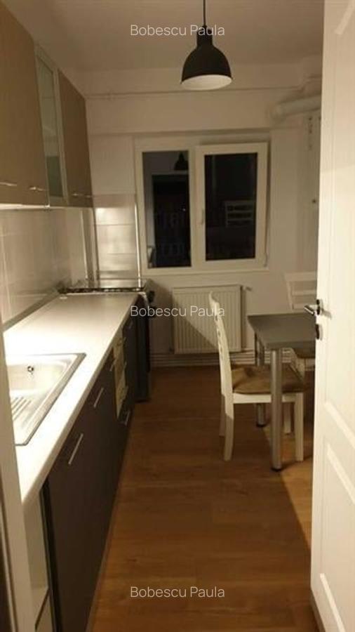 Apartament cu 2 camere decomandat, mobilat în Centrul Civic - 1